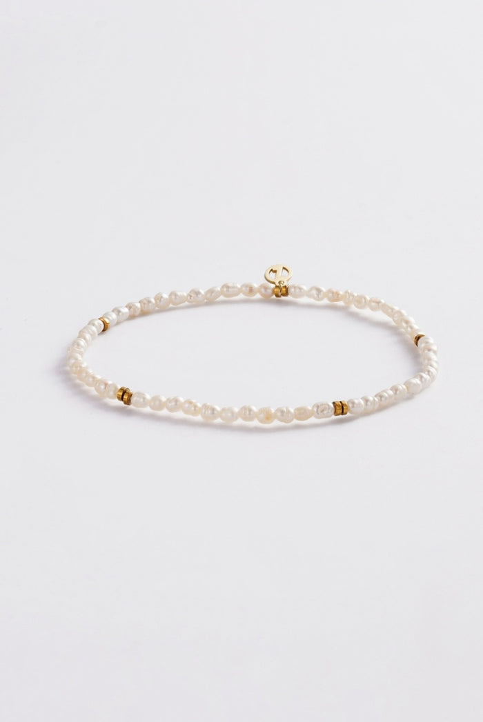 Zafino Women's Fine Pearl Bracelet with Gold Accents | Gretel Lane