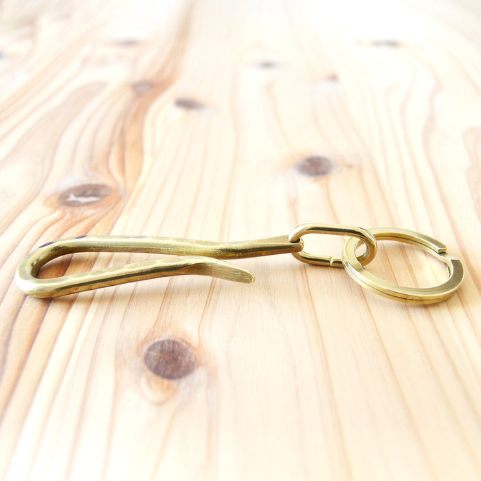 Kobashi Studio BR725HMH Hand-Hammered Key Hook With Flat Ring - Brass