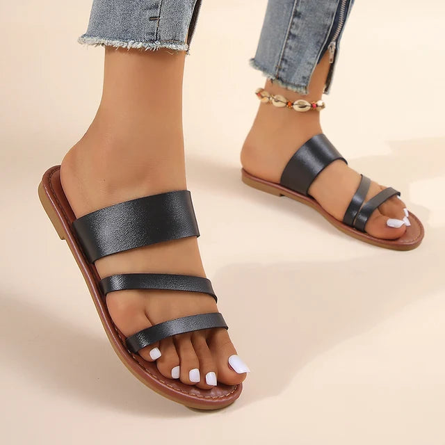 Casual Beach Slippers for Women – Comfortable & Stylish