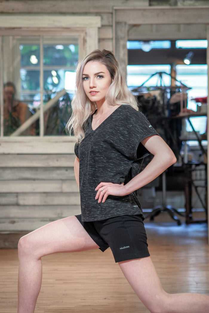 Daisy | Women's Short Sleeve Relaxed V-Neck Slub Knit Top