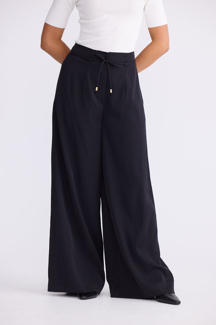 Brave + True Kensington Wide Leg Pant in Black | Women's Clothing | Gretel Lane