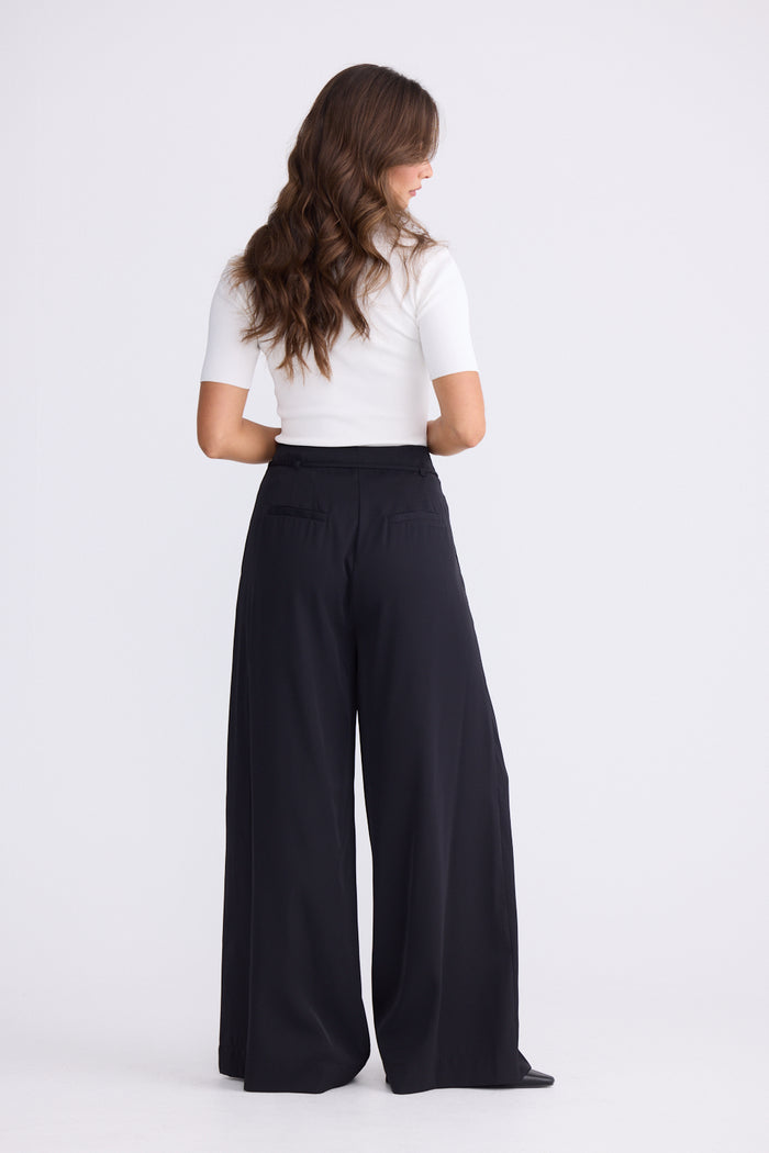 Brave + True Kensington Wide Leg Pant in Black | Women's Clothing | Gretel Lane