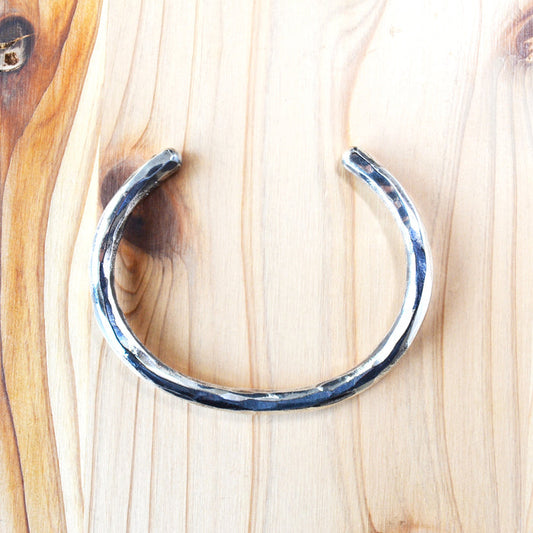 Kobashi Studio BN500R Tsuchime Round Bangle – 5mm - Silver Plated Brass