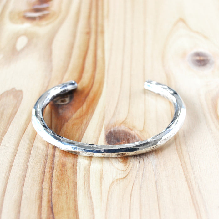 Kobashi Studio BN500R Tsuchime Round Bangle – 5mm - Silver Plated Brass