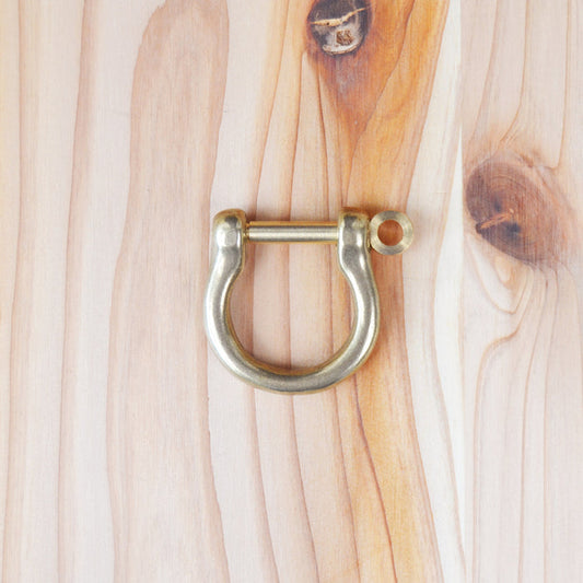 Kobashi Studio BR100 Shackle Medium  - Brass