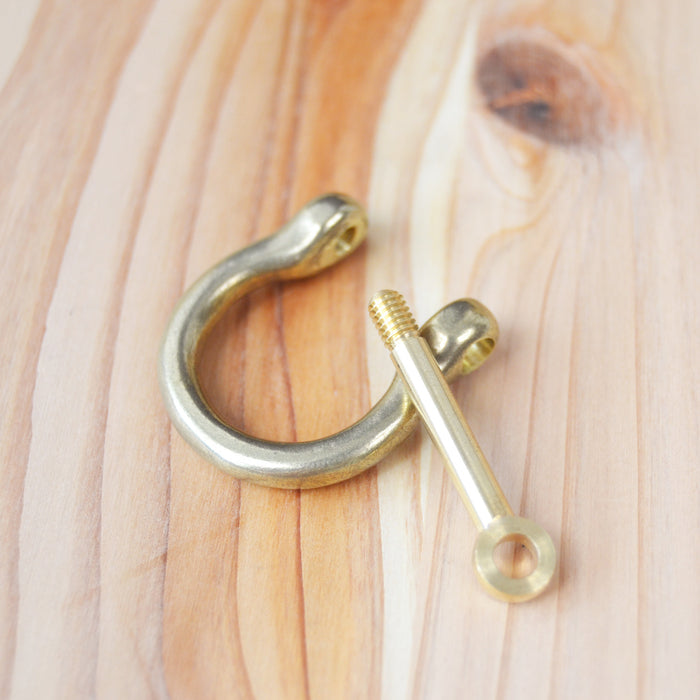 Kobashi Studio BR100 Shackle Medium  - Brass