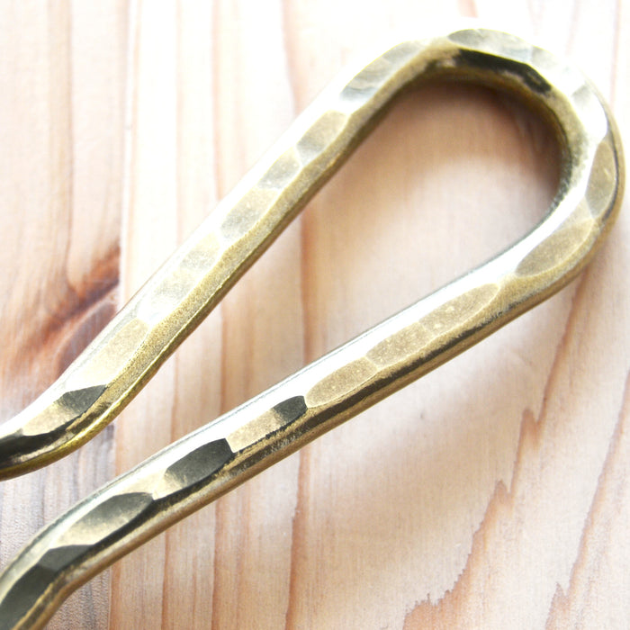 Kobashi Studio BR725HMH Hand-Hammered Key Hook With Flat Ring - Brass