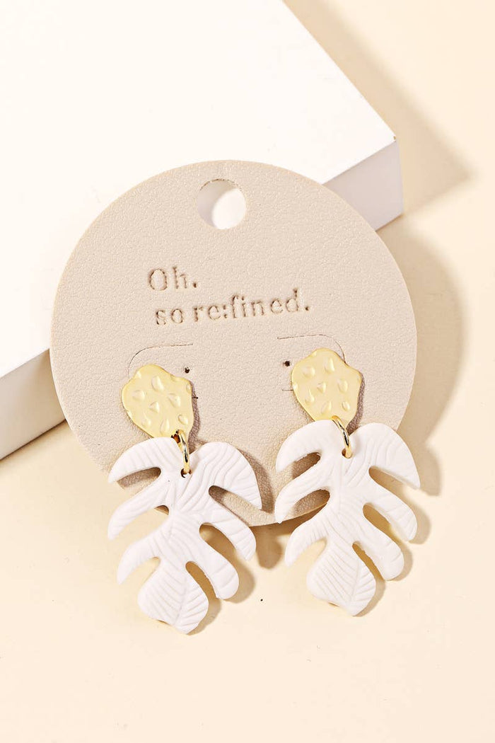 MONSTERA LEAF CLAY EARRING