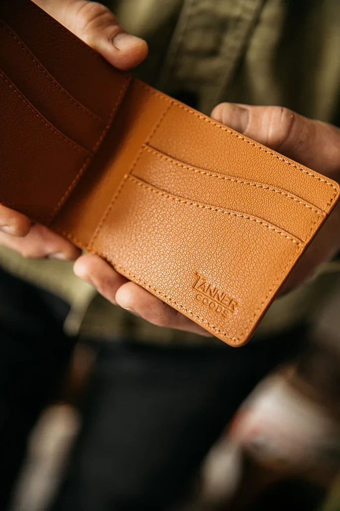Recycled Leather Utility Bifold - Saddle Tan