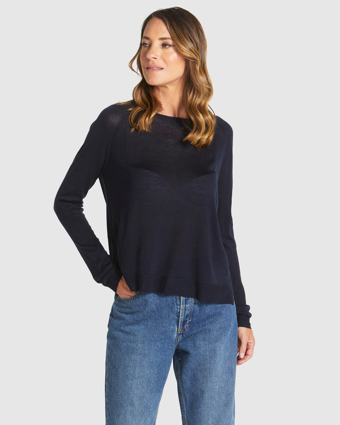 Reminiscent Knit (Navy)