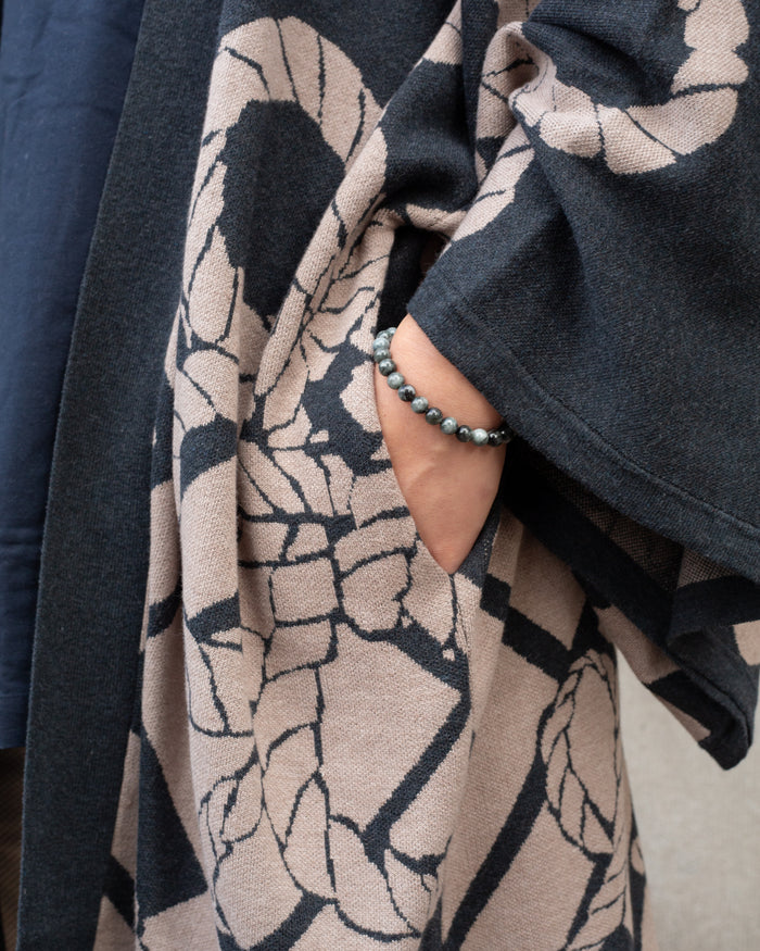 Wa-Modern, Cardigan Robe, Charcoal with Beige Nawa