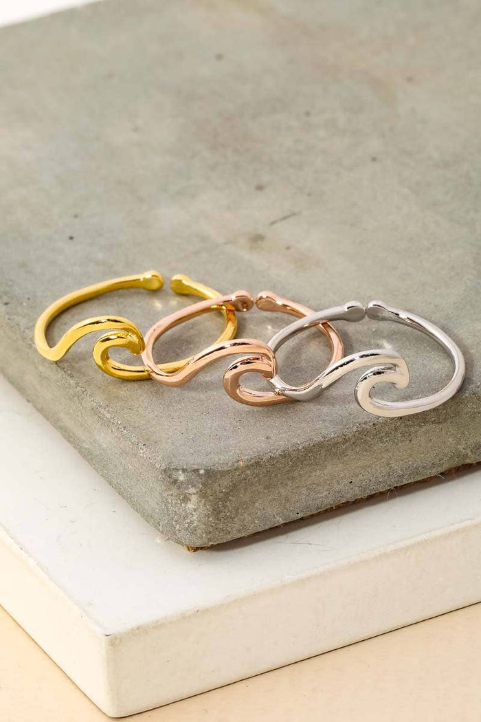 Wave Cutout Adjustable Ring